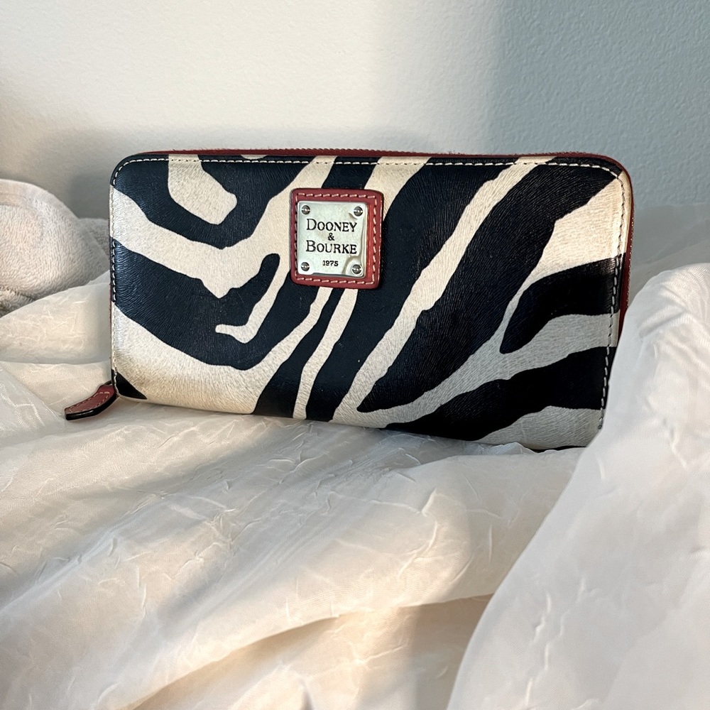 Dooney & Bourke Zebra Print Zip Around Envelope large Wallet - Black and White